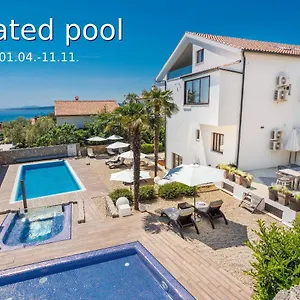 4* Gasthuis Apartments&rooms Dario Krk