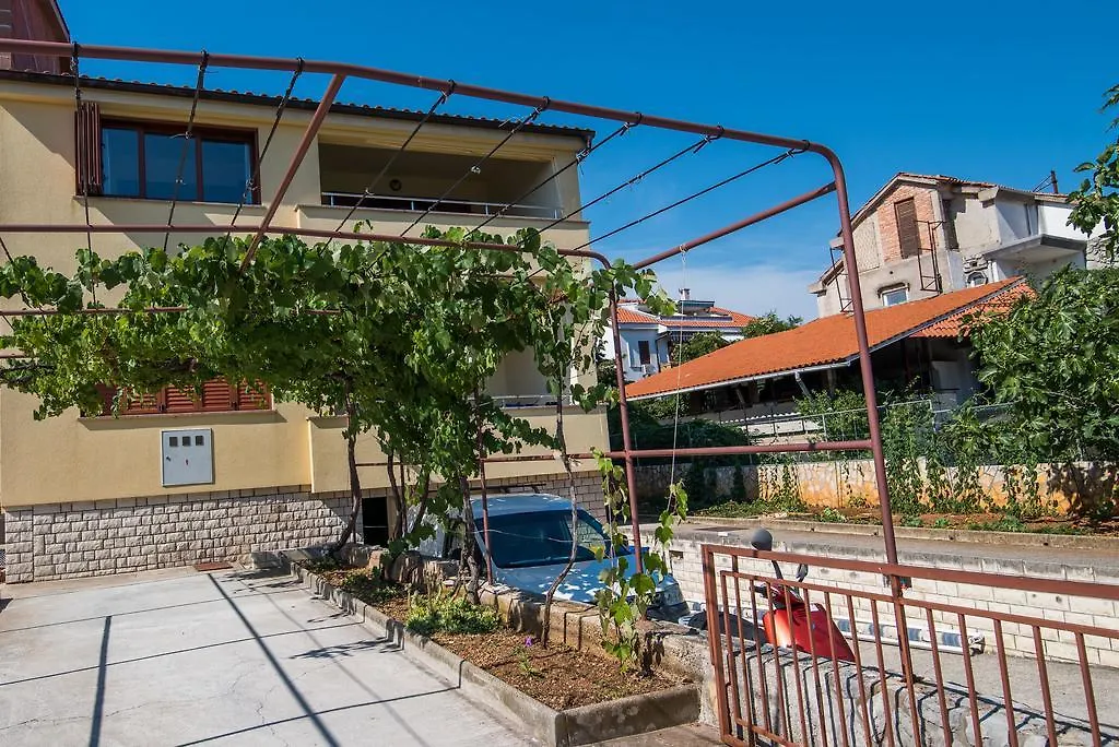 Apartman Slavko Krk Town 0*,  Croatia