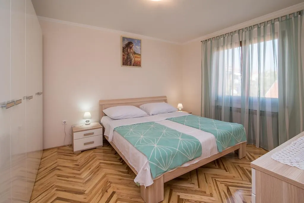 Apartment Apartman Slavko Krk Town